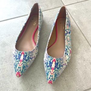 NWOT MIX No 6 pointed toe flats